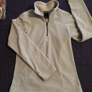 Quarter zip fleece